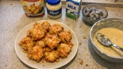 天ぷら粉でここまで軽い：マヨ＋牛乳で作る、さくさくえびフリッター